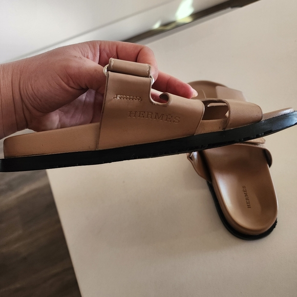 Chypre Tan Sandals - Picture 4 of 8